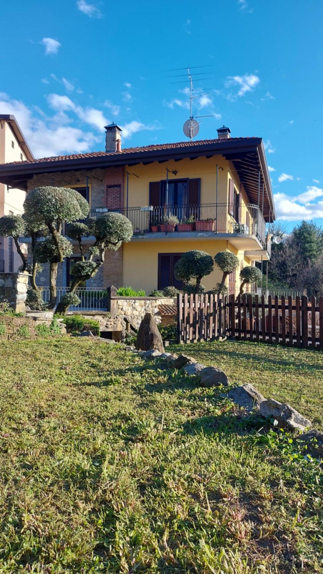 Al Vecchio Lavatoio Hotel Colle Brianza Exterior foto